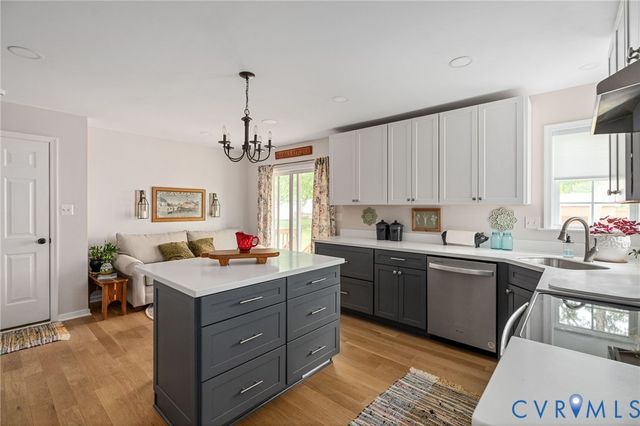 5443 Wintercreek Dr, Glen Allen, VA 23060