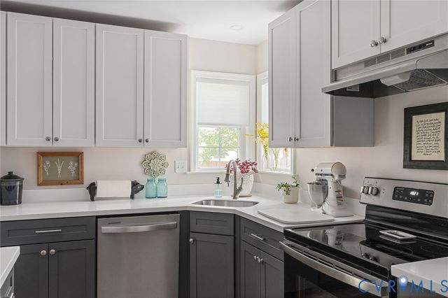 5443 Wintercreek Dr, Glen Allen, VA 23060
