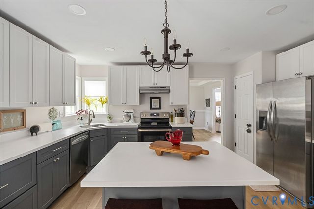 5443 Wintercreek Dr, Glen Allen, VA 23060