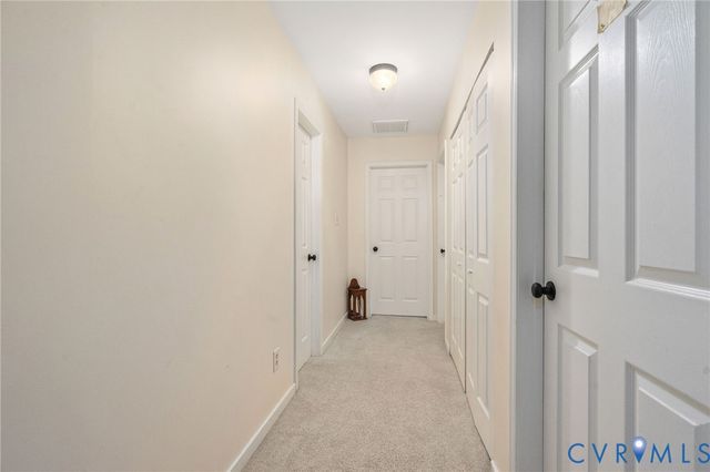 5443 Wintercreek Dr, Glen Allen, VA 23060