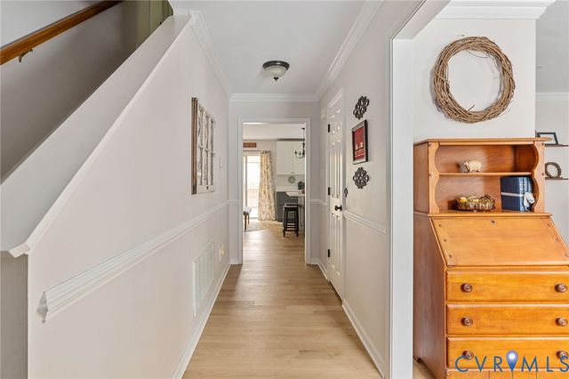 5443 Wintercreek Dr, Glen Allen, VA 23060