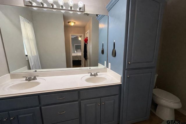 2311 S Williams, Mt Pleasant, TX 75455