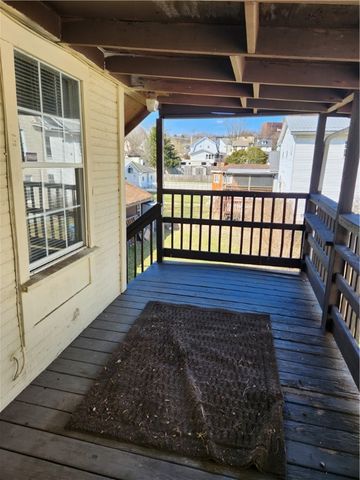 528 Carbon St, City Of But Ne, PA 16001