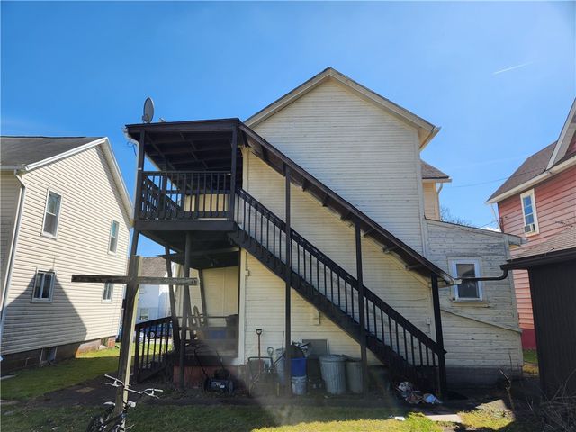 528 Carbon St, City Of But Ne, PA 16001