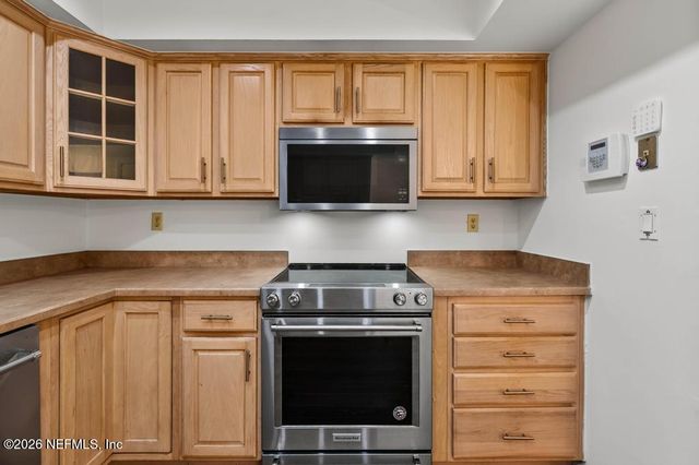 4340 SPRINGMOOR Drive W, Jacksonville, FL 32225