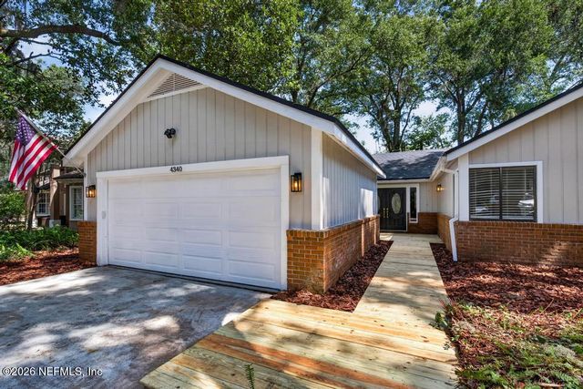 4340 SPRINGMOOR Drive W, Jacksonville, FL 32225