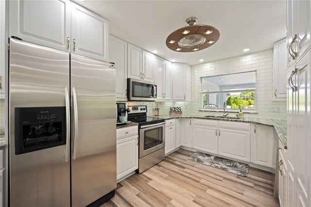 5025 MARSH FIELD ROAD, Sarasota, FL 34235
