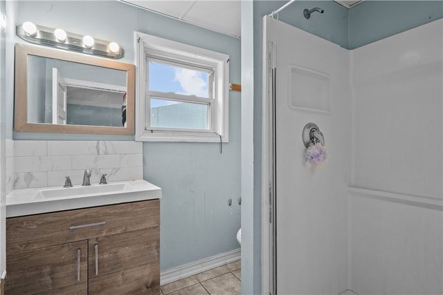 85 Pawtucket Avenue, Pawtucket, RI 02860