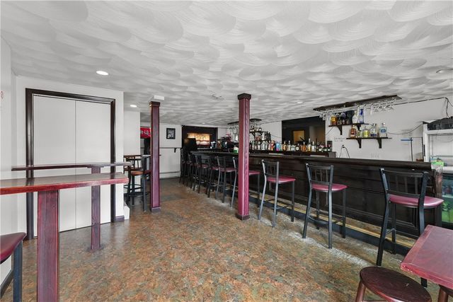 85 Pawtucket Avenue, Pawtucket, RI 02860