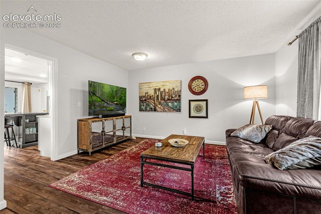 313 Raspberry Lane, Monument, CO 80132
