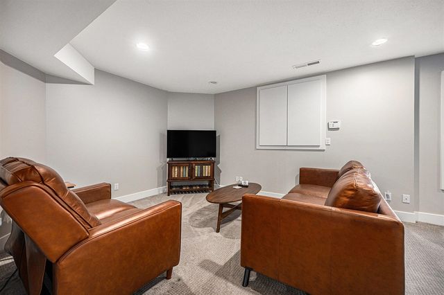6340 Butternut Drive, West Olive, MI 49460