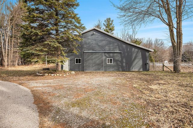 6340 Butternut Drive, West Olive, MI 49460