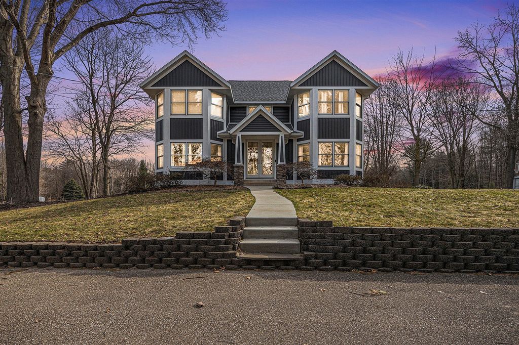 6340 Butternut Drive, West Olive, MI 49460