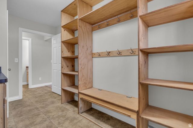 180 W 1825 N, North Ogden, UT 84414