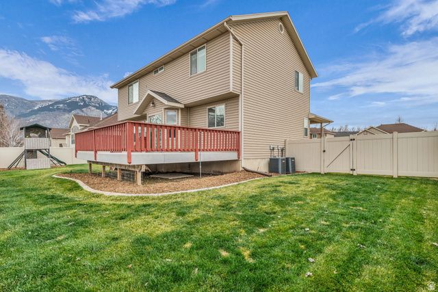 180 W 1825 N, North Ogden, UT 84414