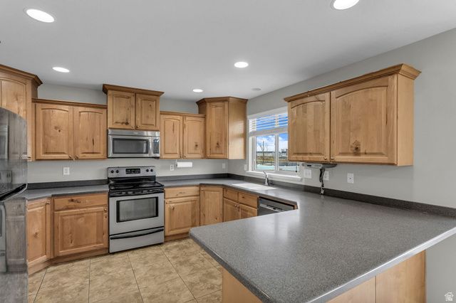 180 W 1825 N, North Ogden, UT 84414