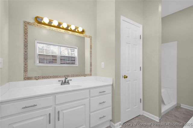 89 Willoughby Drive, St Pauls, NC 28384