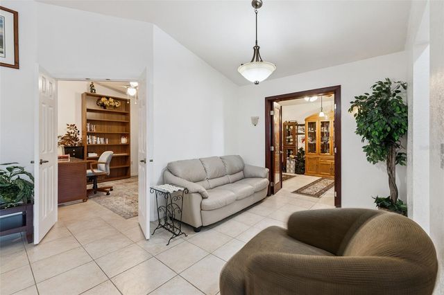 452 LAKE SUZANNE DRIVE, Lake Wales, FL 33859