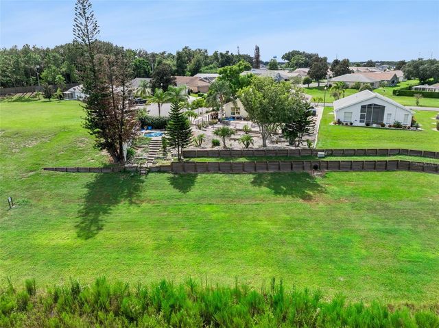 452 LAKE SUZANNE DRIVE, Lake Wales, FL 33859