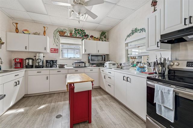 452 LAKE SUZANNE DRIVE, Lake Wales, FL 33859