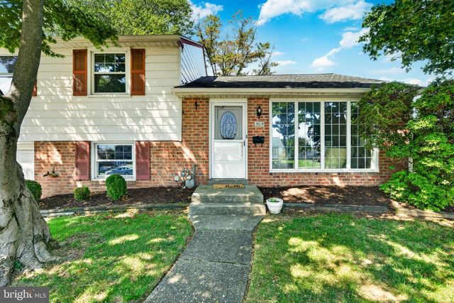 505 VERNON RD, Springfield, PA 19064