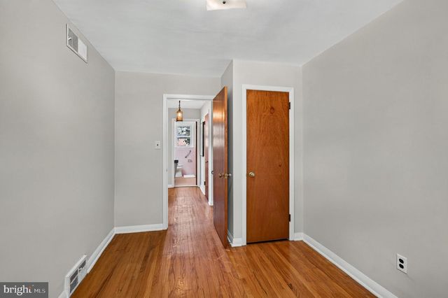 505 VERNON RD, Springfield, PA 19064