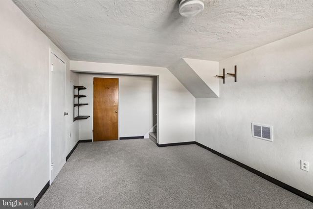 505 VERNON RD, Springfield, PA 19064