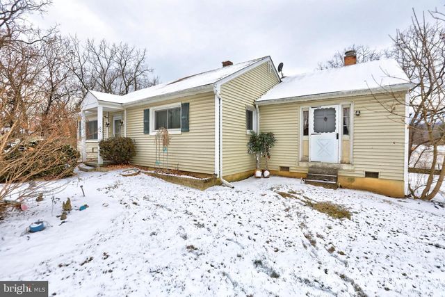 16819 WOODGROVE RD, Round Hill, VA 20141