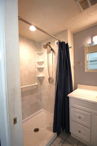 2255 La Grama Dr, Rancho Cordova, CA 95670