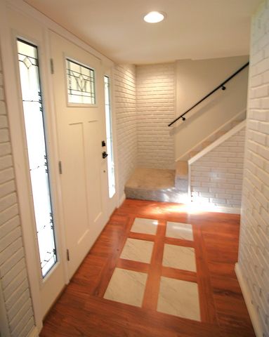 2255 La Grama Dr, Rancho Cordova, CA 95670