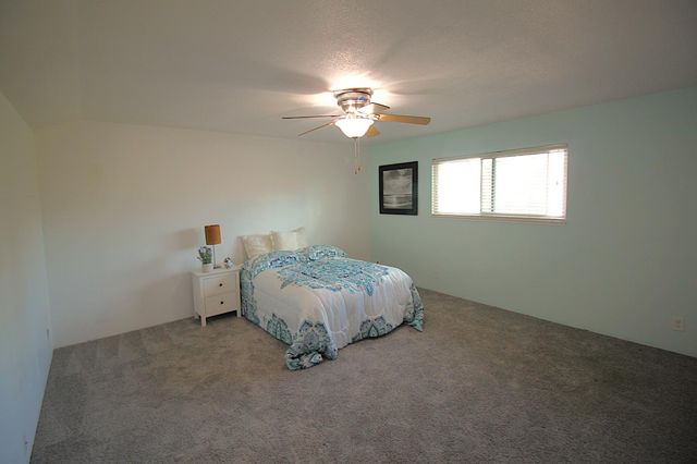 2255 La Grama Dr, Rancho Cordova, CA 95670