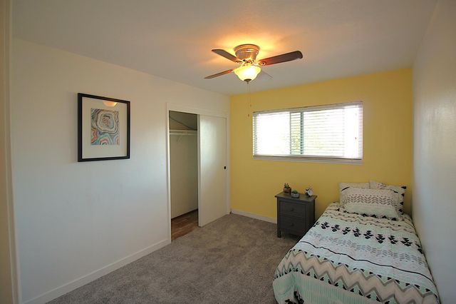 2255 La Grama Dr, Rancho Cordova, CA 95670