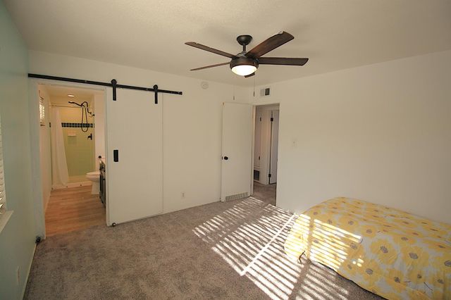 2255 La Grama Dr, Rancho Cordova, CA 95670