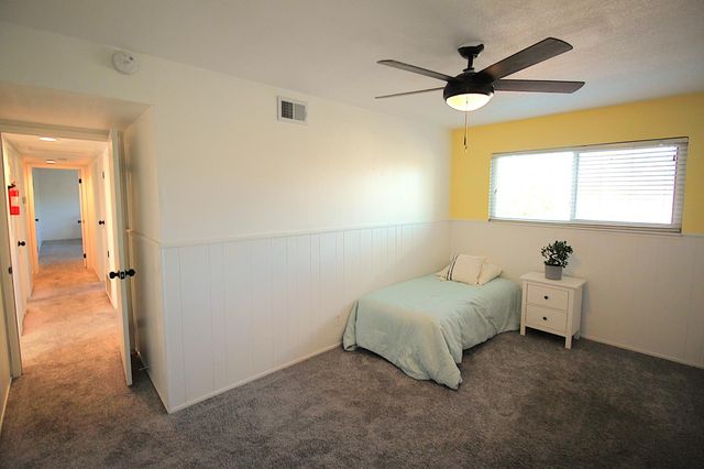 2255 La Grama Dr, Rancho Cordova, CA 95670