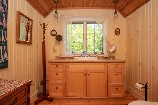 1320 Peacham Pond Road, Peacham, VT 05862