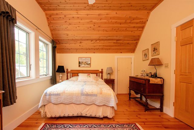1320 Peacham Pond Road, Peacham, VT 05862