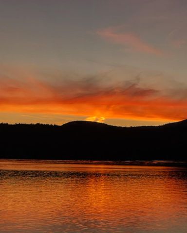 1320 Peacham Pond Road, Peacham, VT 05862