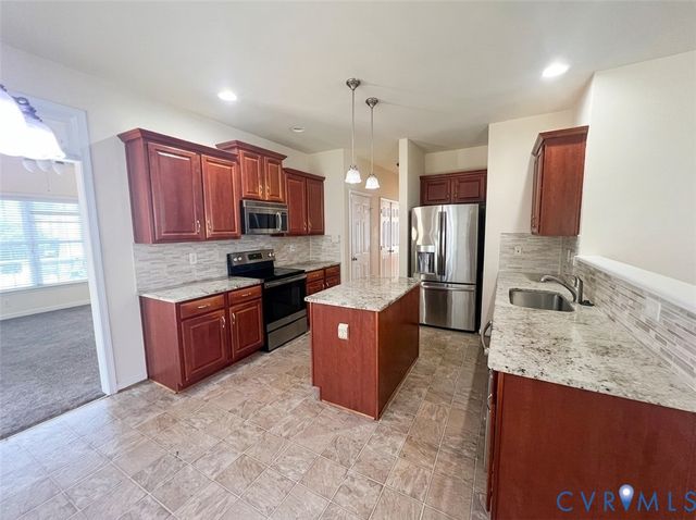 2532 Woodman Trace Dr, Glen Allen, VA 23060