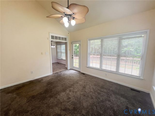 2532 Woodman Trace Dr, Glen Allen, VA 23060