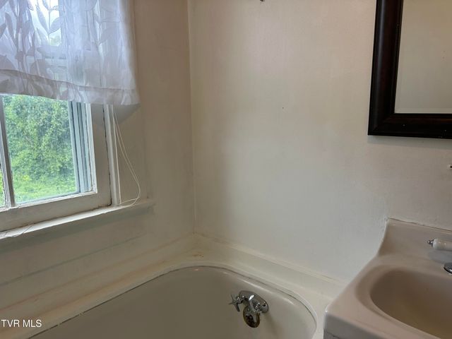 629 Arch Street, Kingsport, TN 37660