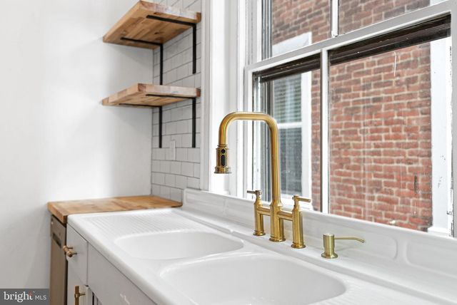 5110 GREENE ST, Philadelphia, PA 19144