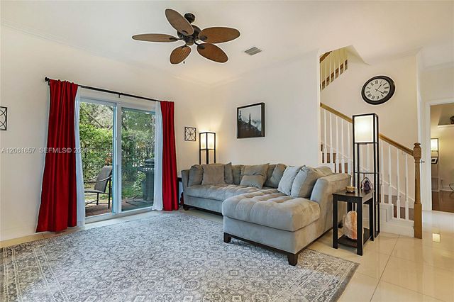 4216 Leo Lane 4F, Palm Beach Gardens, FL 33410