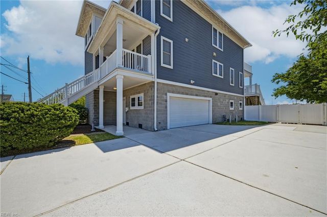 623 W Ocean View AVE, Norfolk, VA 23503