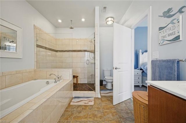 623 W Ocean View AVE, Norfolk, VA 23503