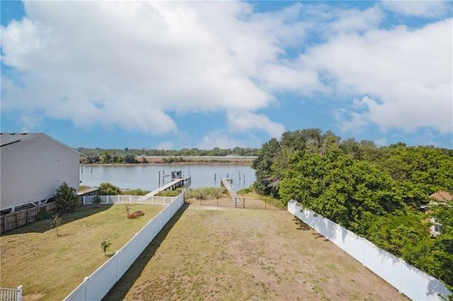 623 W Ocean View AVE, Norfolk, VA 23503