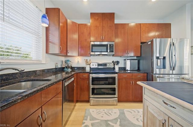623 W Ocean View AVE, Norfolk, VA 23503