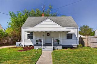 706 Newport News AVE, Hampton, VA 23669