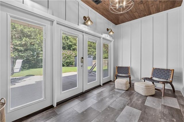 3291 Heatherwood Drive, Gainesville, GA 30507