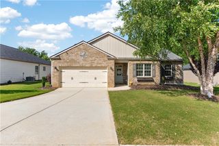 3291 Heatherwood Drive, Gainesville, GA 30507
