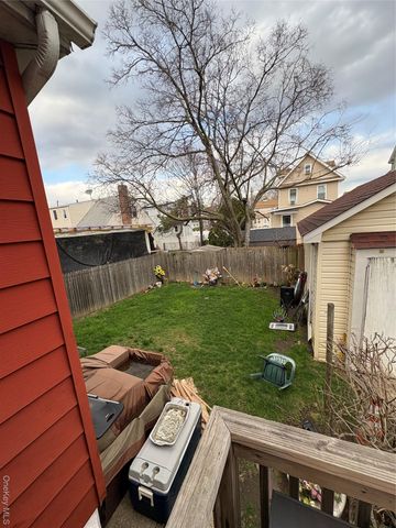 10409 189th Street, Saint Albans, NY 11412